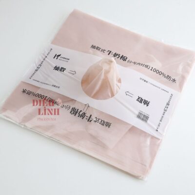 Giấy mếch rút gói hoa màu hồng