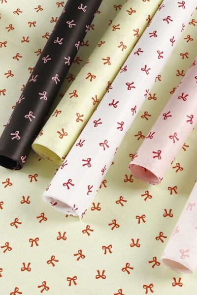 Giấy nhăn gói hoa họa tiết nơ