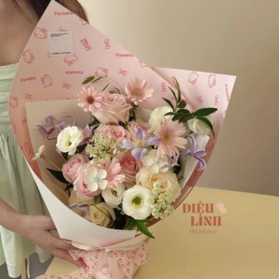 Giấy gói hoa hello kitty bó hoa