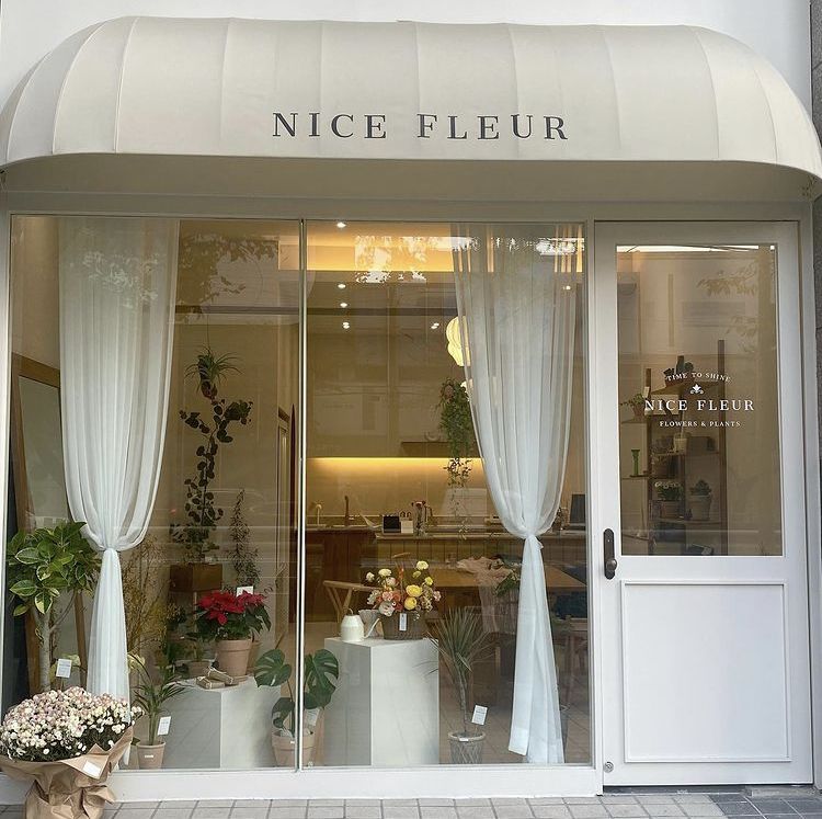 Chi phí mở shop hoa tươi