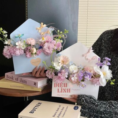 Túi giấy bì thư cắm hoa
