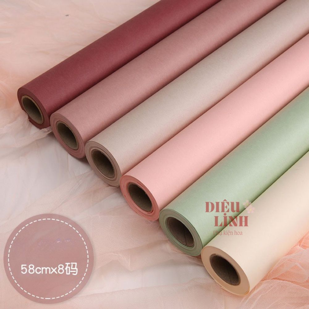 Cuộn giấy đặc gói hoa