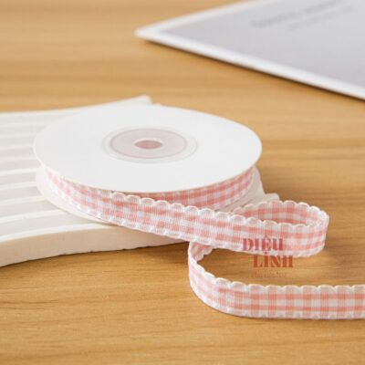 Ruy băng caro viền sóng bản 1cm màu hồng nhạt