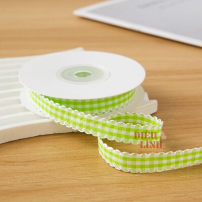 Ruy băng caro viền sóng bản 1cm màu xanh lá cây